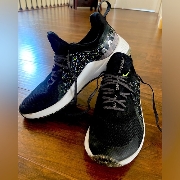 Women’s Nike Air Max Bella TR 3 Special Edition 7.5 - Picture 2 of 3